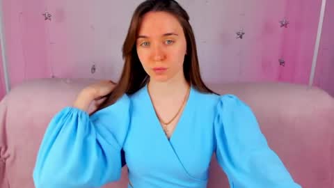 Hannavanilla online show from April 11, 8:51 am