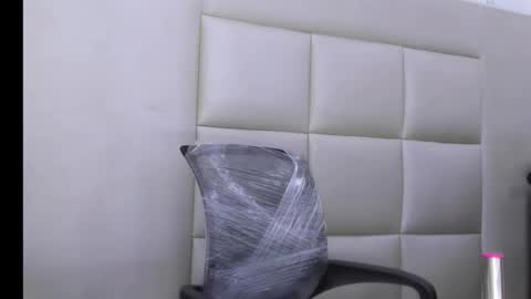 HannMahinne online show from November 3, 7:29 pm