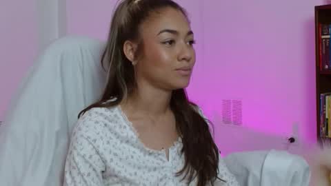 Anto online show from November 20, 4:30 pm