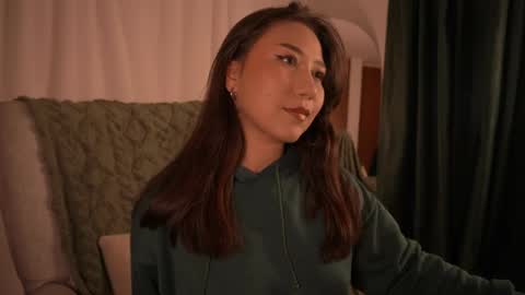 Mizi online show from April 11, 7:28 pm