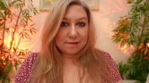 HappyAlice online show from February 20, 6:26 am