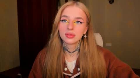 Julia online show from October 4, 5:46 am