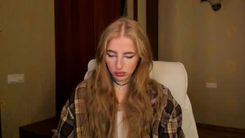 Julia online show from October 16, 5:54 am