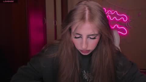 Julia online show from March 10, 5:33 am