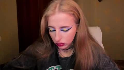 Julia online show from October 6, 5:57 am