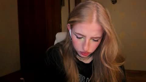 Julia online show from January 8, 5:55 am