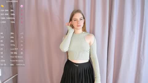 Hi Im Helena -   Glad to see you in my chat Join us its fun and theres always something interesting 333 online show from December 12, 10:56 am