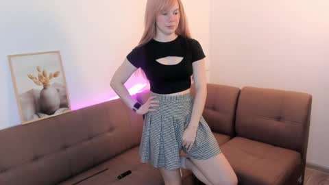 Hi Im Helena -   Glad to see you in my chat Join us its fun and theres always something interesting 333 online show from December 28, 4:19 am