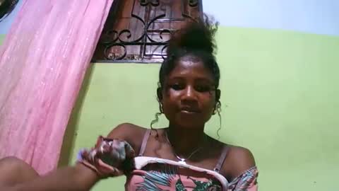 hasleyinah online show from January 11, 8:41 am