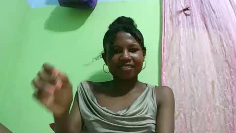 hasleyinah online show from January 16, 10:06 pm