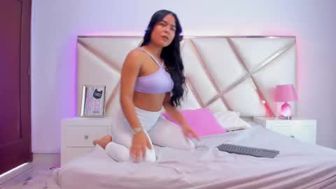 Hayami  online show from September 23, 12:25 pm