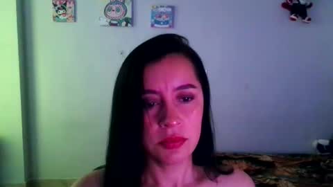 haylie85 online show from November 10, 8:15 pm