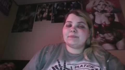 Hazeleyez97 online show from September 27, 10:28 pm