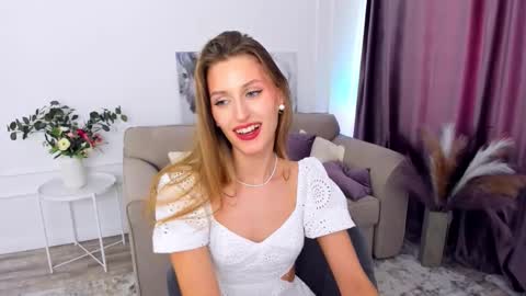 heartedlove_1 online show from September 24, 11:42 am