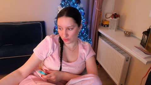 Heaven girl online show from January 11, 11:24 pm