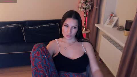 Heaven girl online show from October 8, 7:51 pm