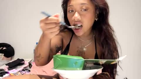 Heaven  online show from January 24, 8:13 am