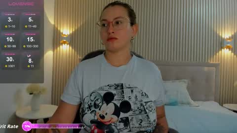 ANTARA REY online show from October 17, 12:08 pm