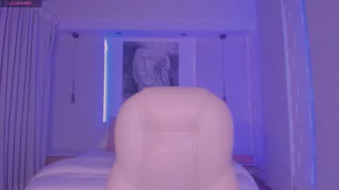 Heidy online show from October 18, 3:42 am