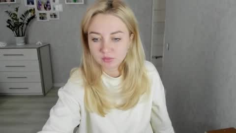 Helen sven online show from October 6, 11:27 am