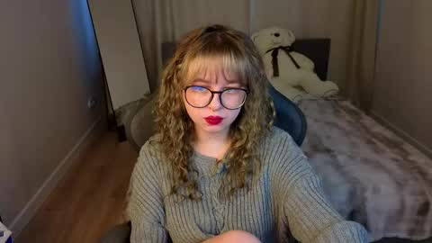 Helen Carson online show from April 15, 2:01 am