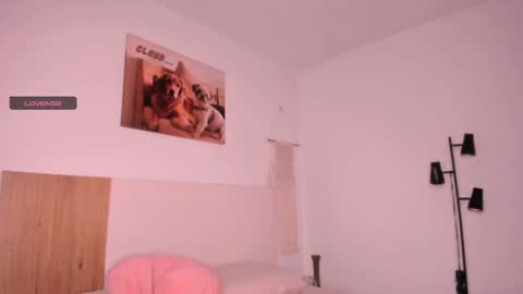 helen_miller online show from December 12, 11:03 pm