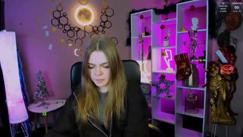helen_shineee online show from January 9, 10:47 pm