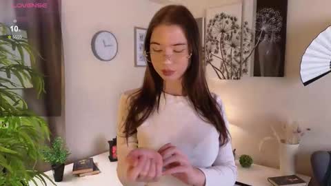 Sofi online show from January 15, 10:10 am