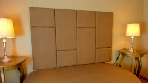 Helen or Hells online show from March 30, 12:38 pm