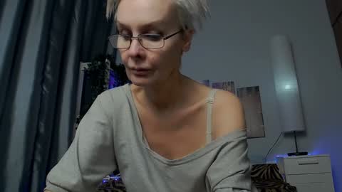 Helga online show from January 17, 3:55 am