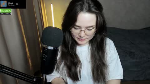 Red online show from January 12, 6:48 pm