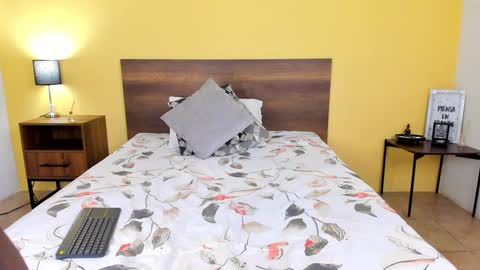 Hellen online show from December 18, 9:08 pm