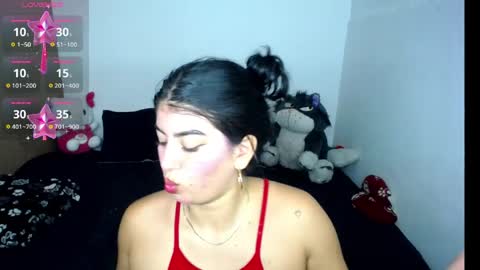 helloo_kityy25 online show from June 4, 2:06 am