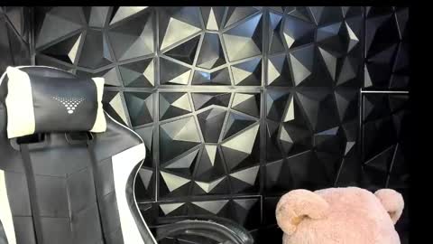 heluehorny13 online show from January 8, 4:22 pm