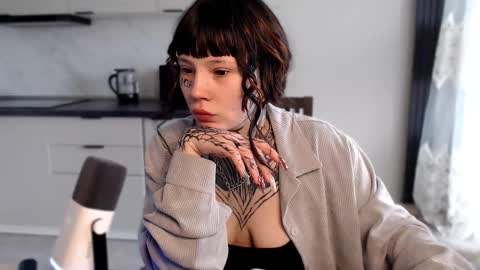 dirty Diana online show from March 3, 8:43 am