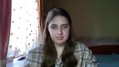 hess_luna_ online show from November 25, 10:28 am