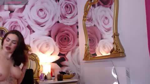 Hessy online show from November 21, 4:42 pm