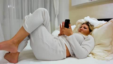 Heyheygrey online show from January 25, 8:10 pm