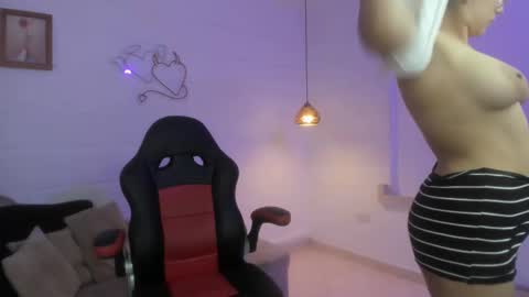 hikaru_dl online show from March 3, 1:07 am