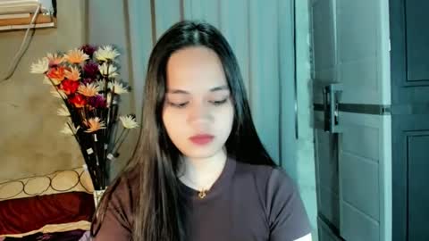 hilarymolly online show from March 25, 3:12 am