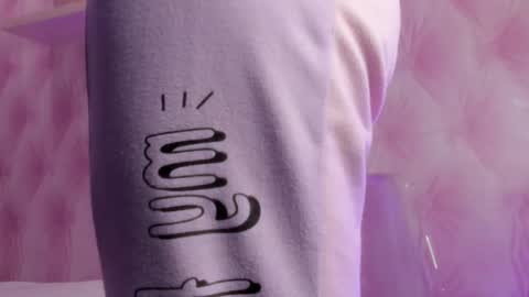  Hillary  online show from March 6, 3:46 am