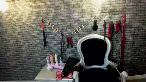 Hillary  online show from March 24, 4:18 am