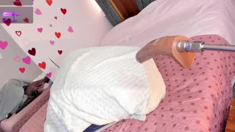  Hilary  online show from September 22, 7:12 pm