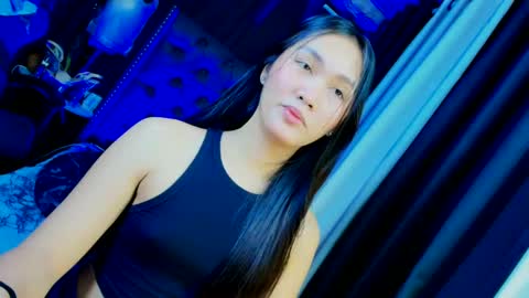 yuricah online show from January 24, 12:42 am