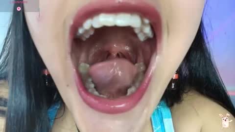 hinata online show from November 3, 8:57 pm