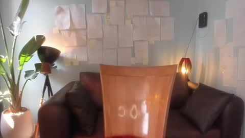 Hinnata online show from December 4, 6:30 pm