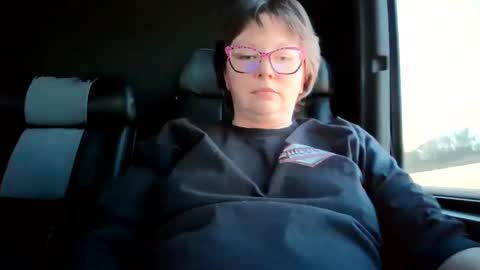 Bella online show from March 9, 11:25 pm