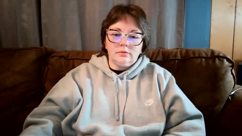 Bella online show from March 1, 5:52 am