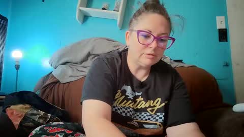 Bella online show from September 14, 8:40 pm