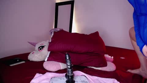 H A N N A H online show from January 26, 1:31 am